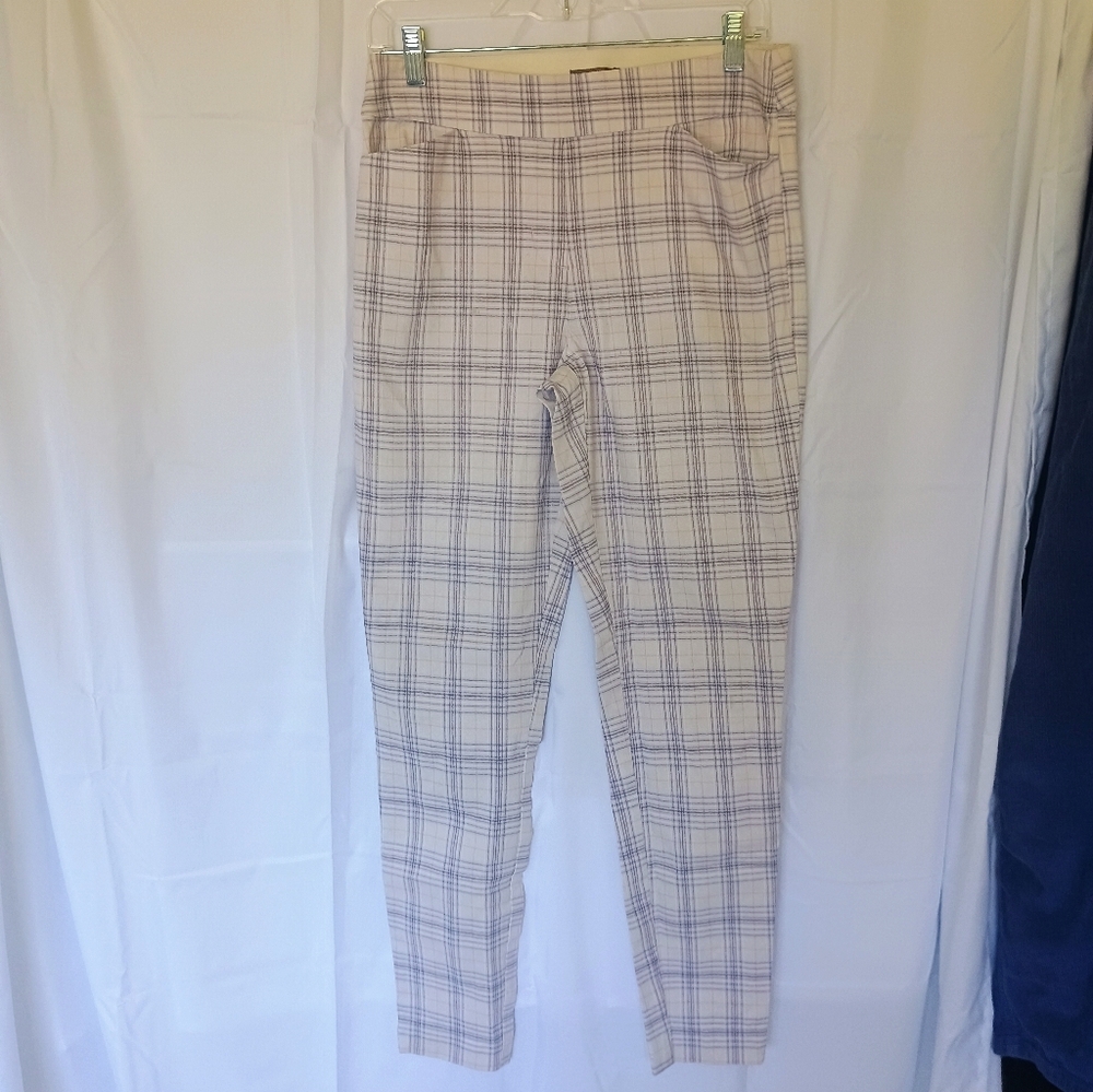 Purple Lavender Maurices Plaid Pants Stretch With A Good Fit Medium Long